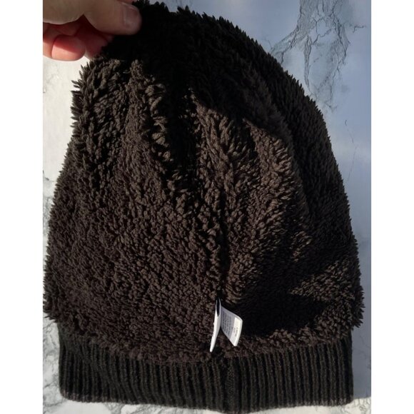 Dockers Black Knit Beanie Hat With Sherpa Lining For Warmth OS Acrylic/Polyester - Picture 2 of 7